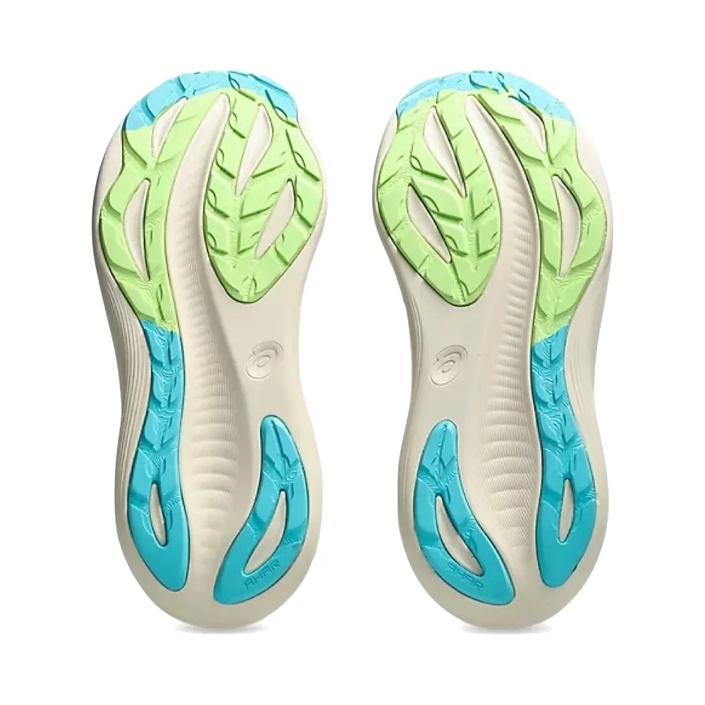 Asics Women's Gel-Nimbus 27 TR Sneaker in Nature Bathing/Guava