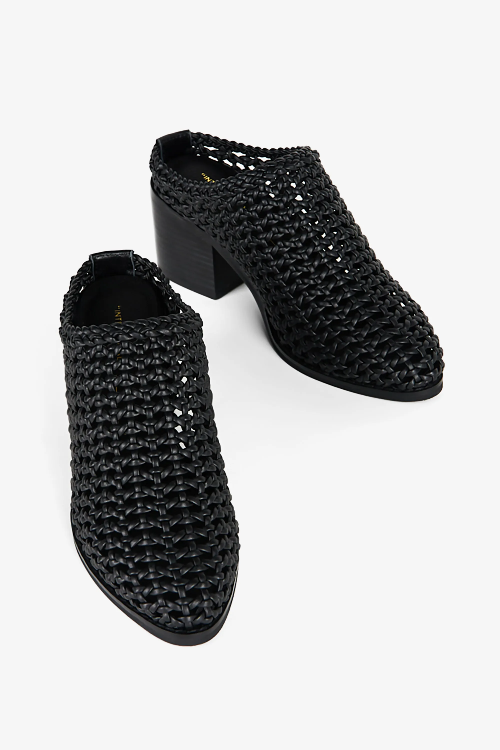 CAPS HEELED MULE