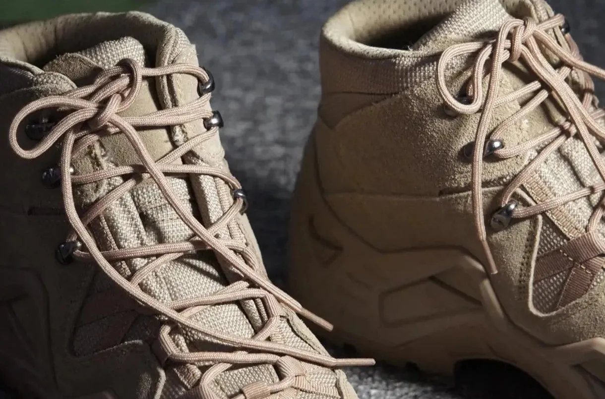 Chaussure de marche militaires