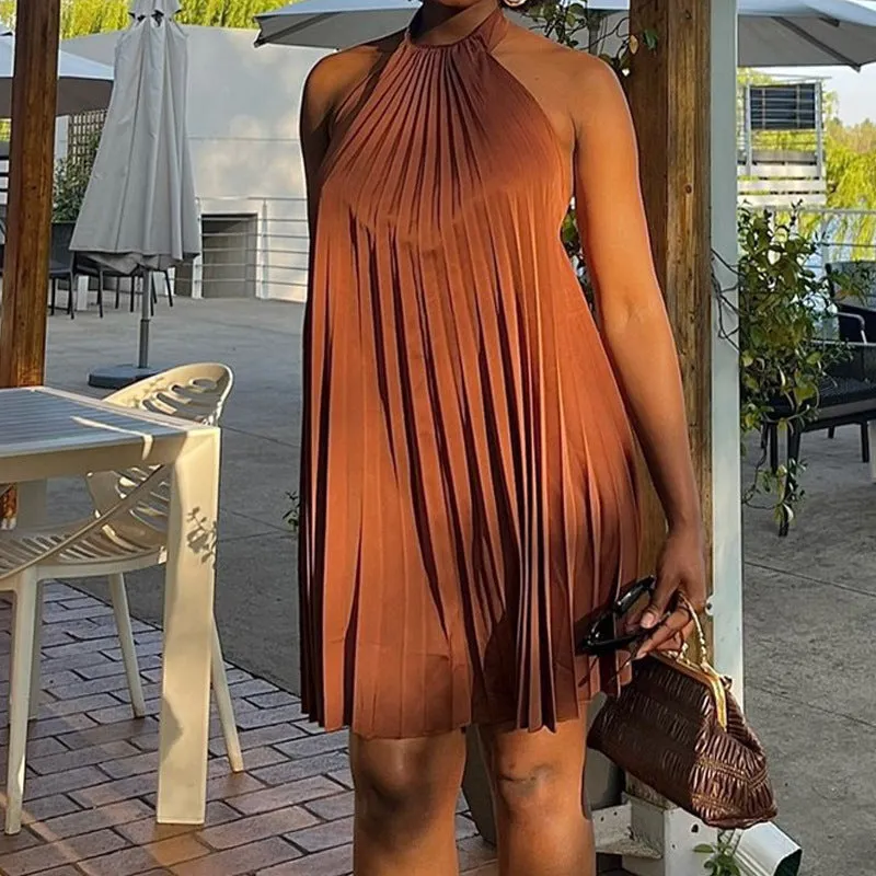 Chic Halter-Neck Pleated Mini Dress with Flowy Design
