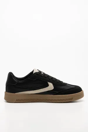 Court Sneakers Black