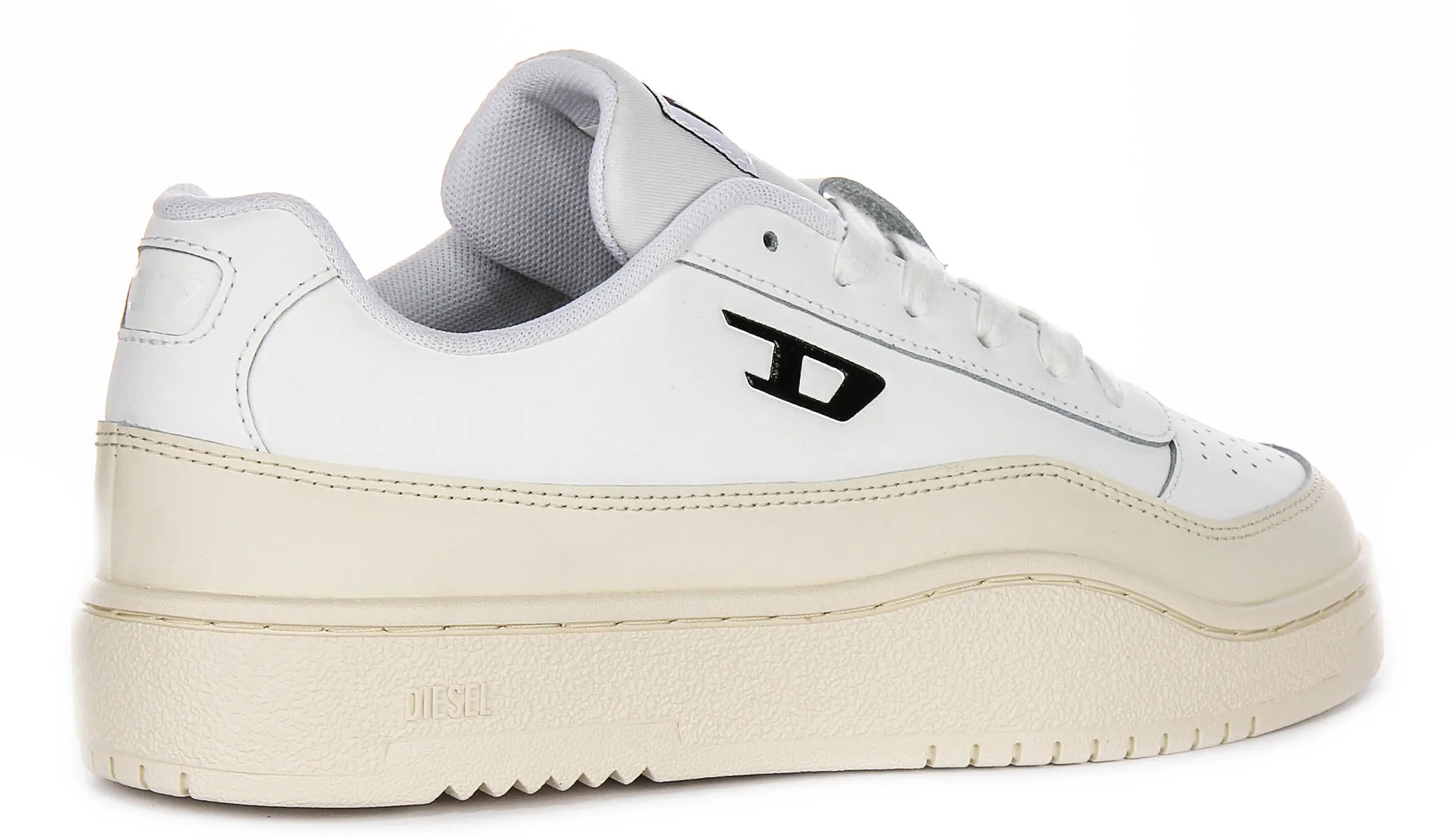 Diesel Tracker Low In White Black For Men