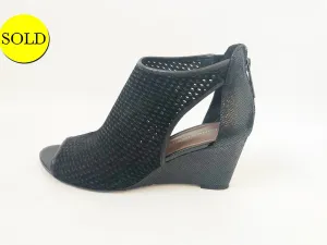 Donald Pliner Perforated Wedge Sandal Size 8.5