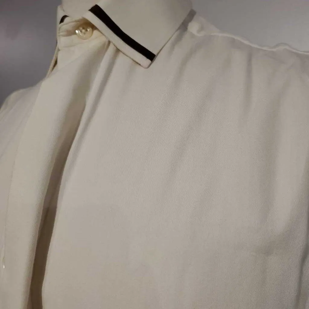 Friersons CreamW/Brown Stripe on Collar