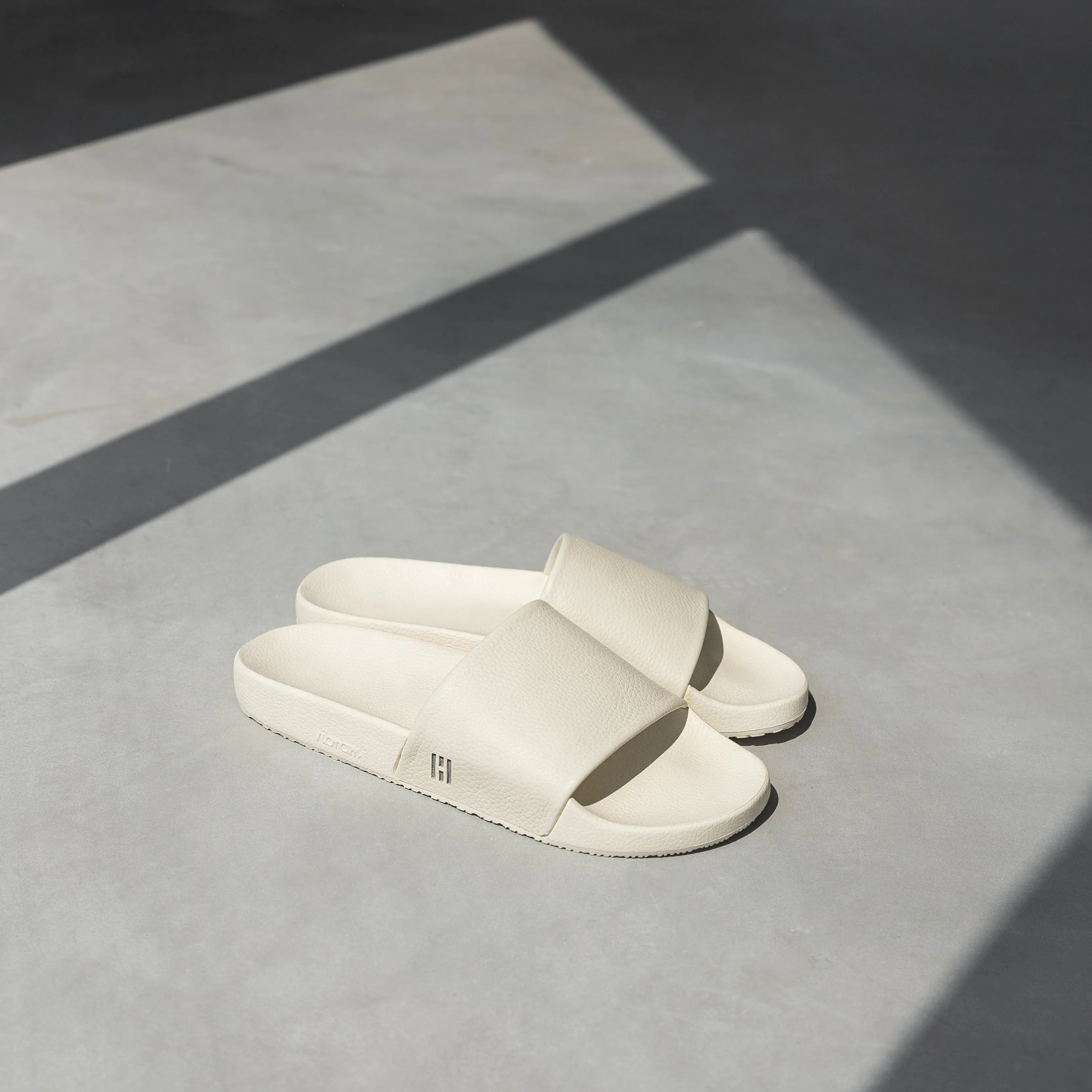 Hinson LUXURY GRIP SLIDE Off White Leather Milled