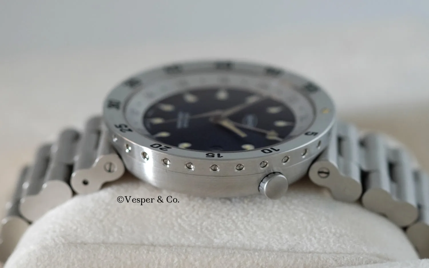 Ikepod Seaslug GMT