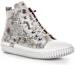 Justinreess England Nexa Hi In White Floral For Women | Secret Sale