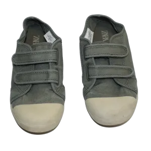 Khaki Velcro Canvas