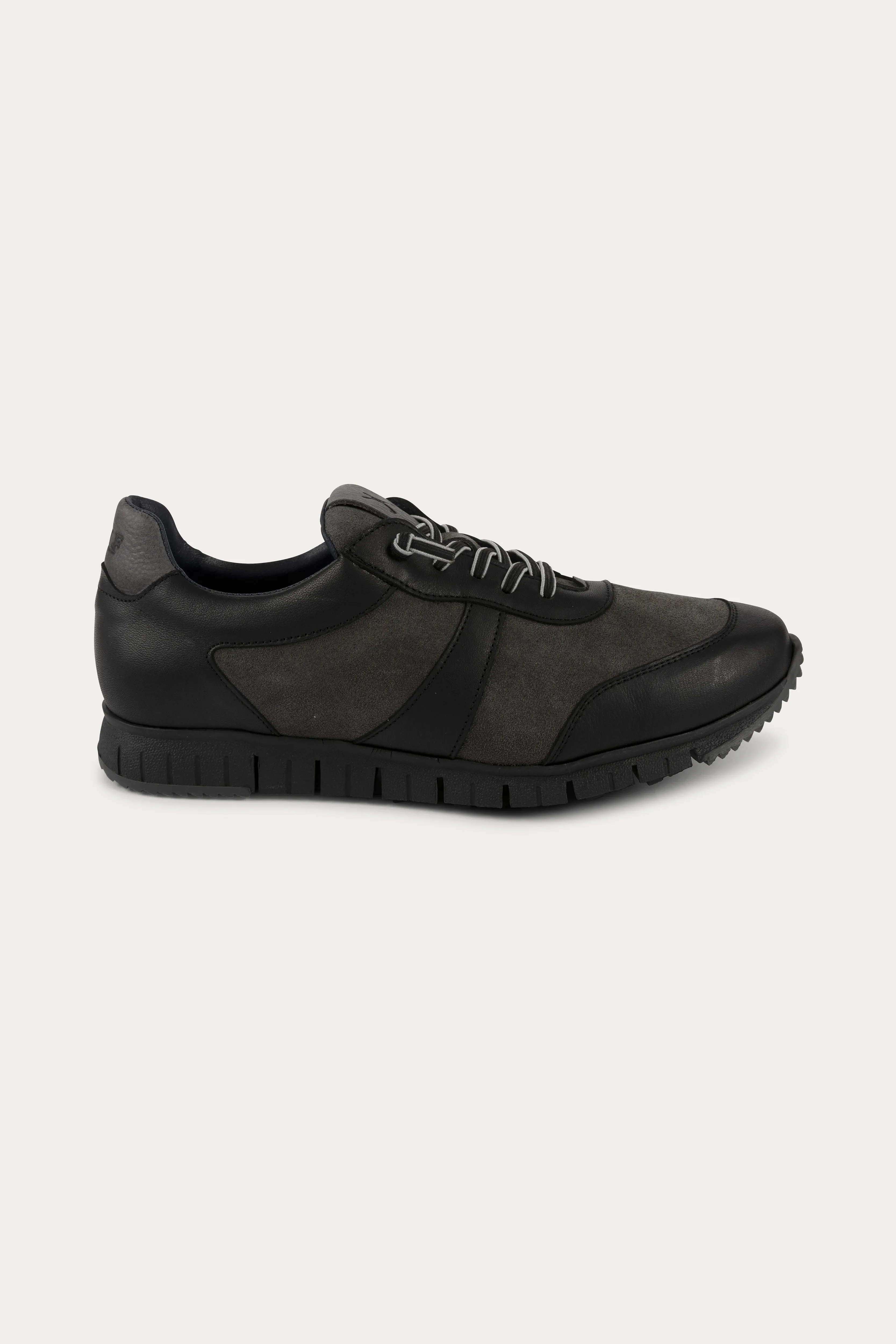 Kilburn Leather Trainers in Grey