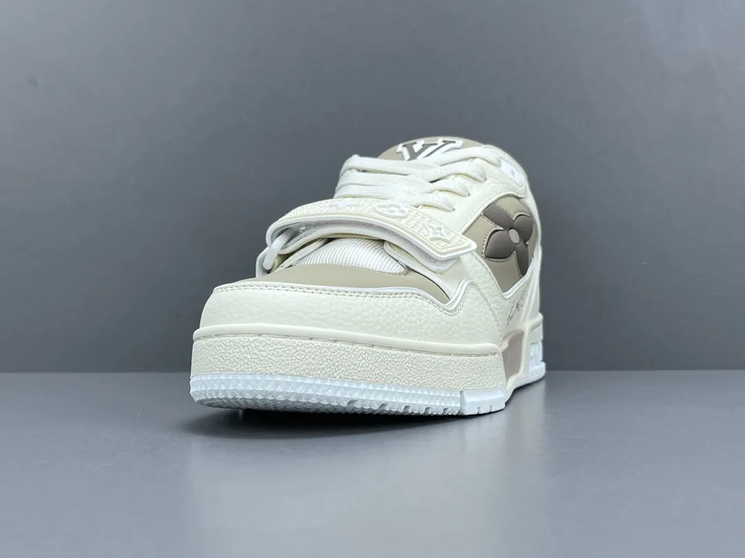 LOUIS VUITTON LV TRAINER SNEAKER