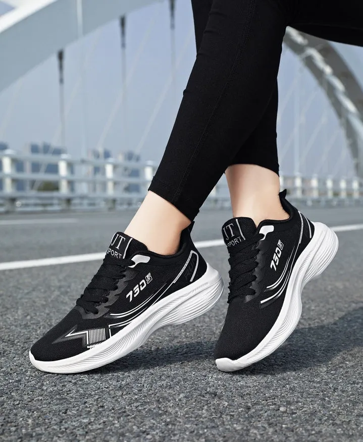 Men's Supportive and Breathable Training Shoes with Adjustable Fit