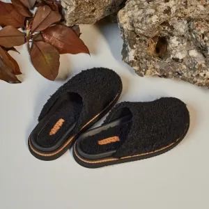 NEBRASKA BLACK SHEARLING