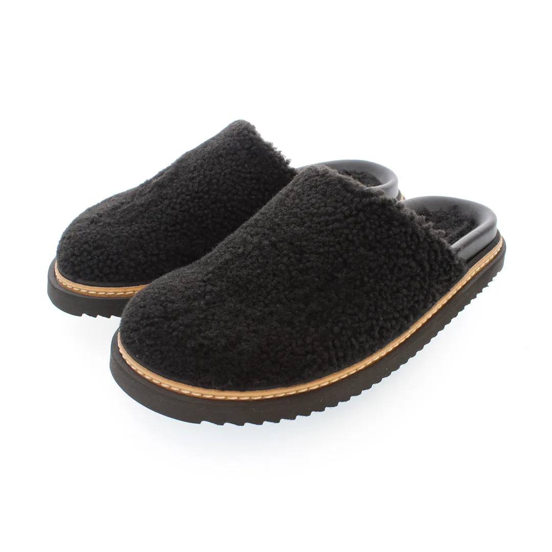 NEBRASKA BLACK SHEARLING