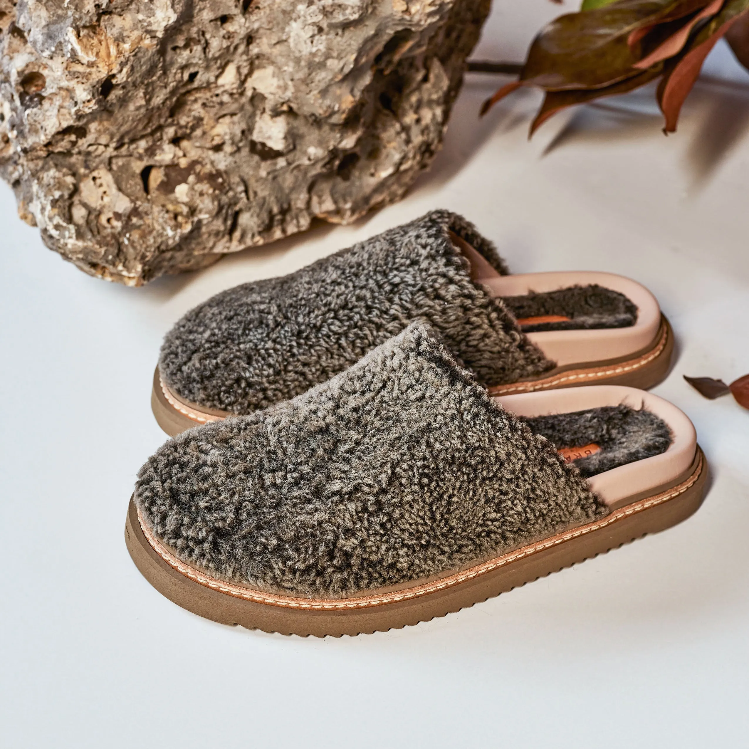 NEBRASKA MUSCHIO SHEARLING