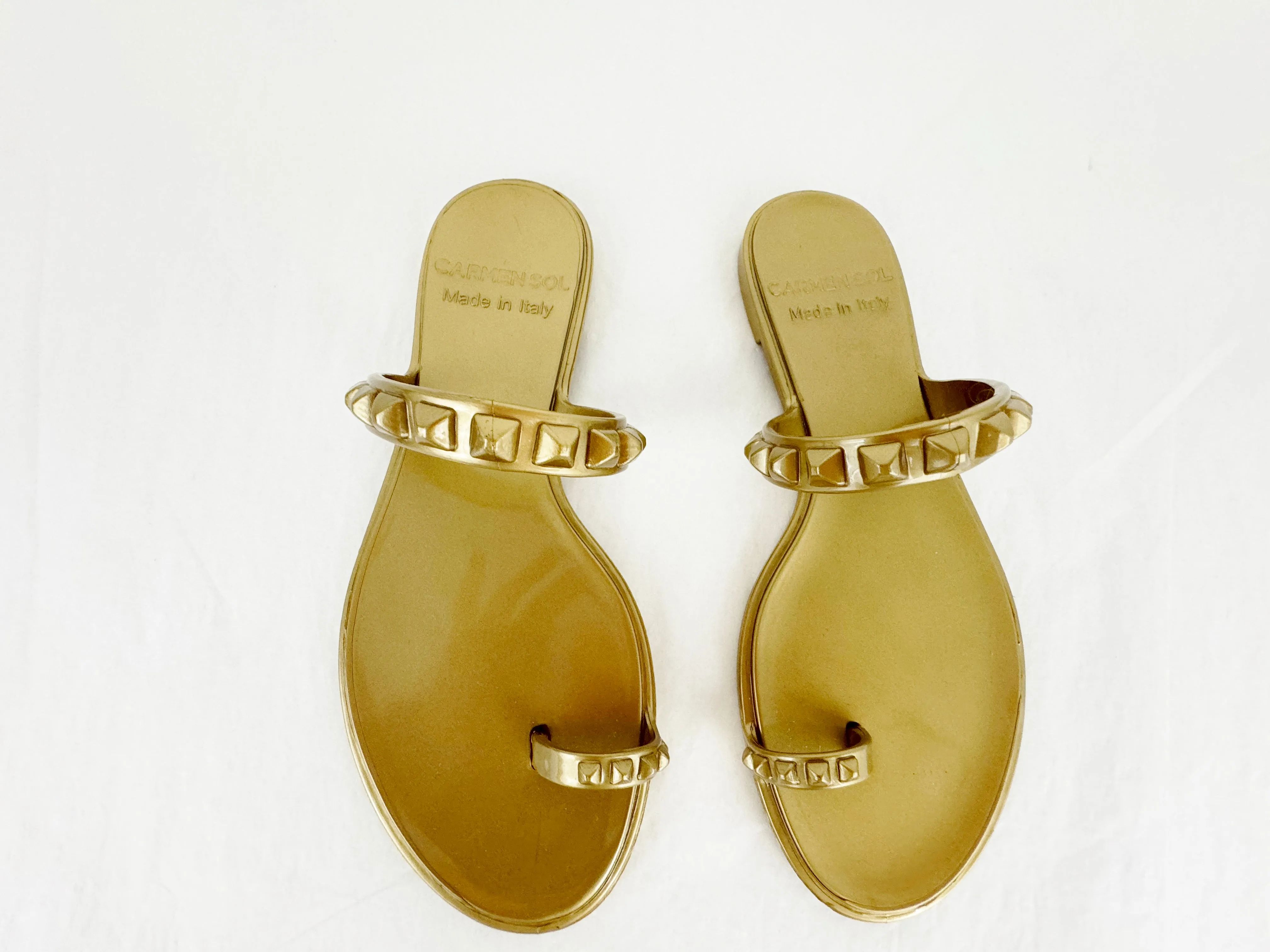 NEW Carmen Sol Jelly Sandal Size 8