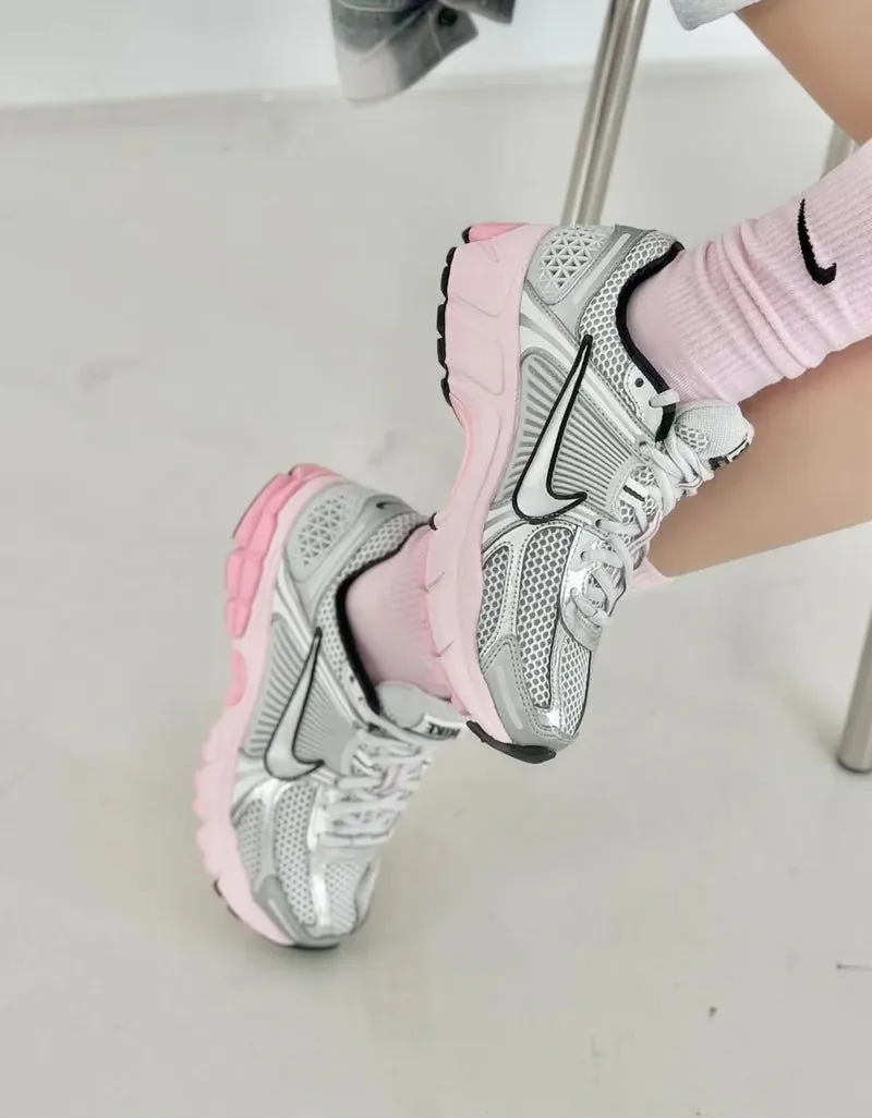 Nike Zoom Vomero 5 Photon Dust Pink Foam
