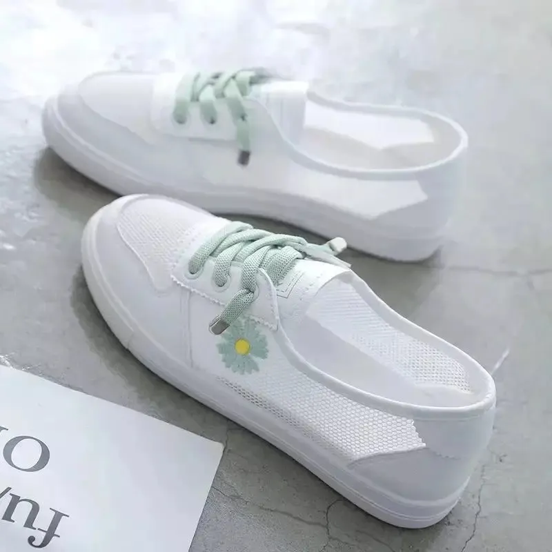 Orthopedic breathable flat sneakers
