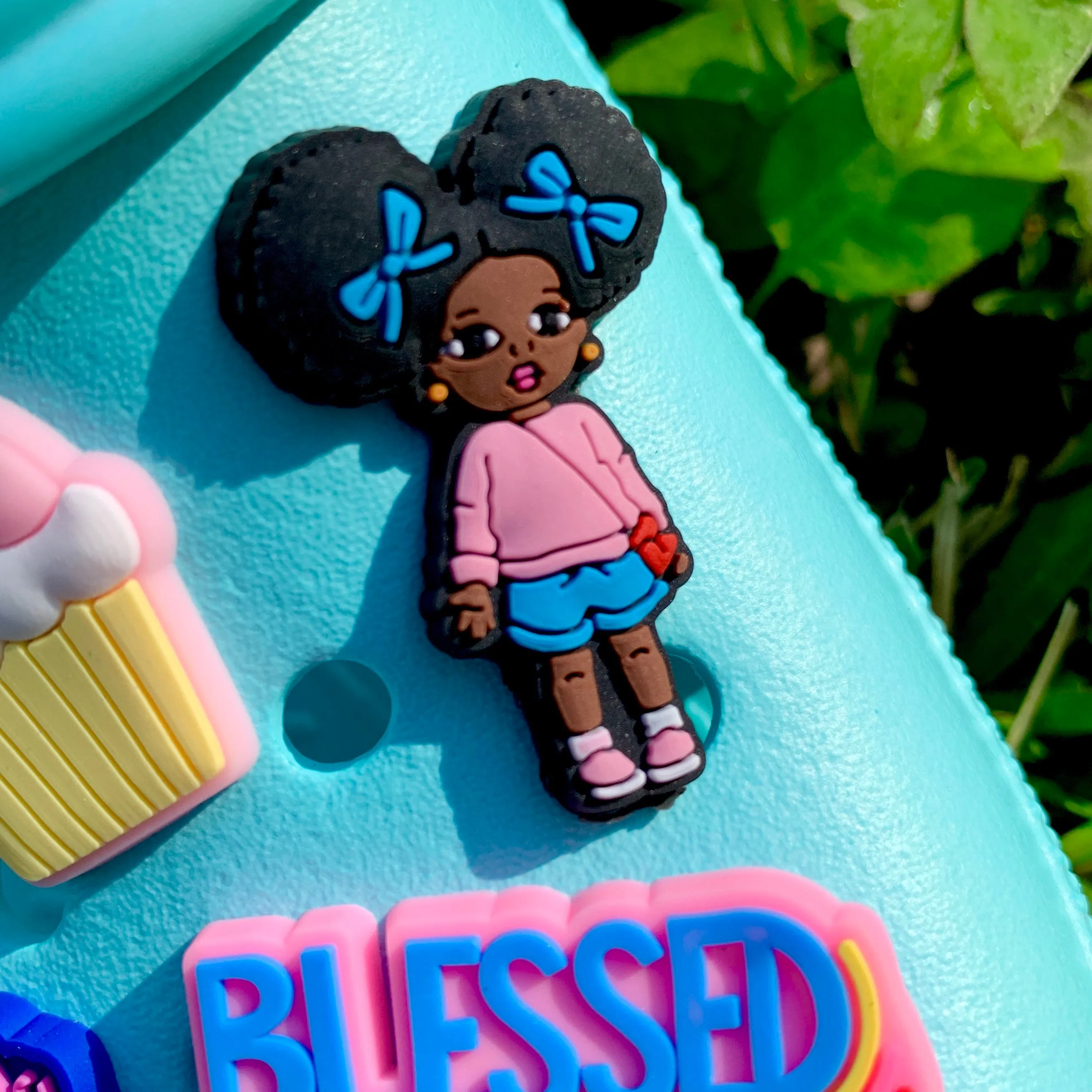 SHOE CHARMS - PINK SWEATSHIRT CUTIE