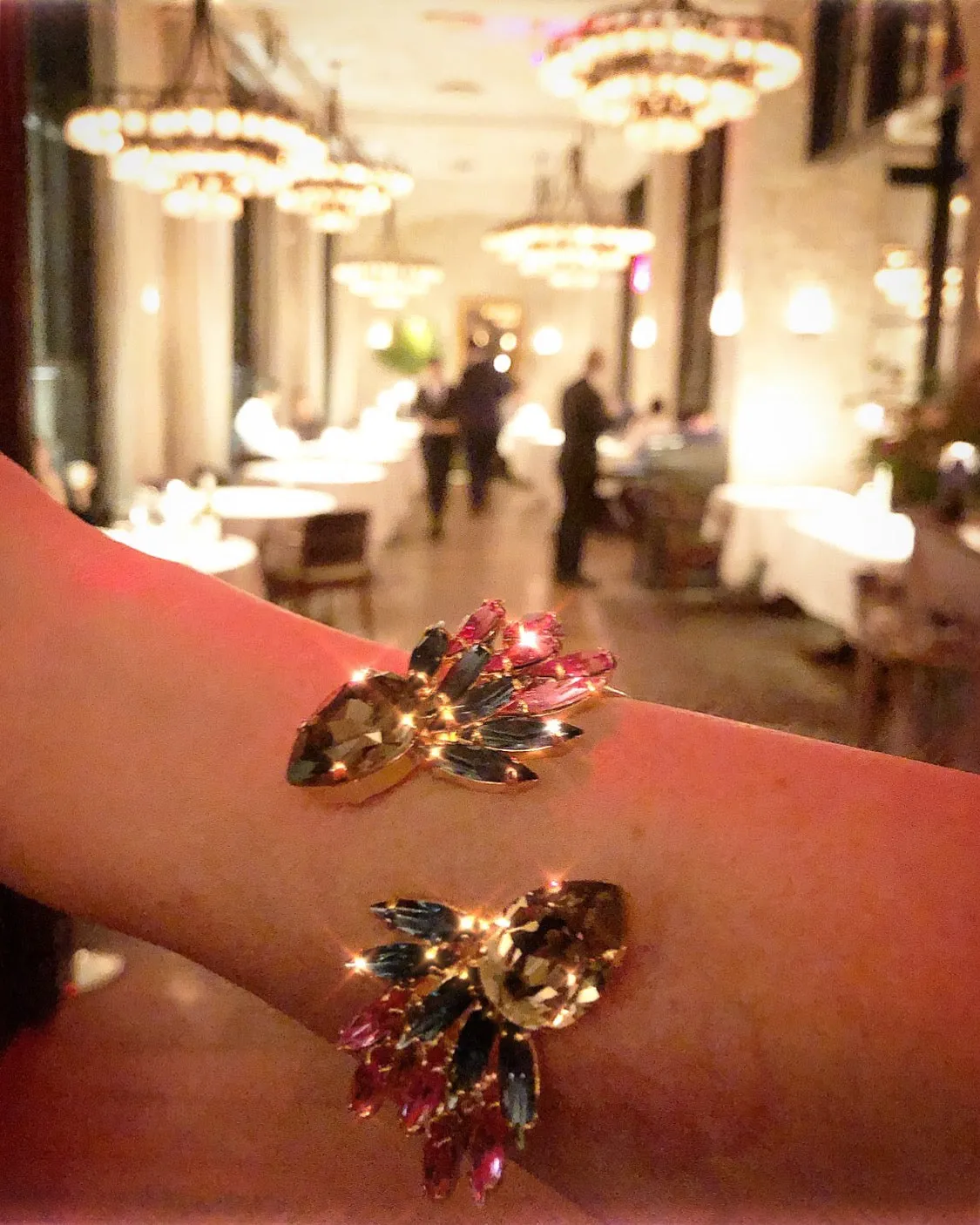THE CABARET CUFF