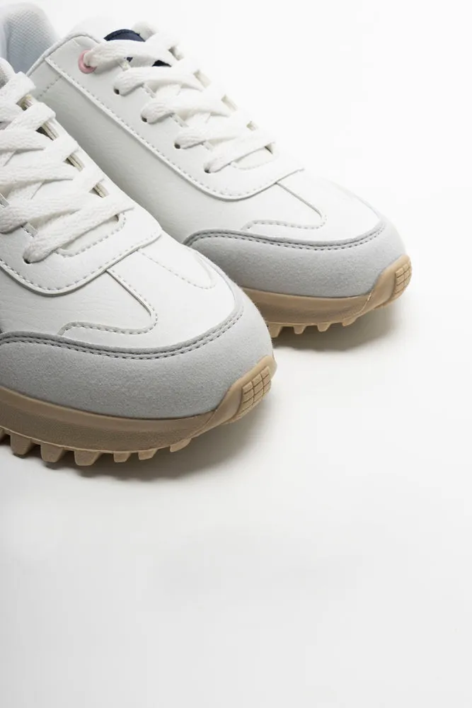 Trainer White