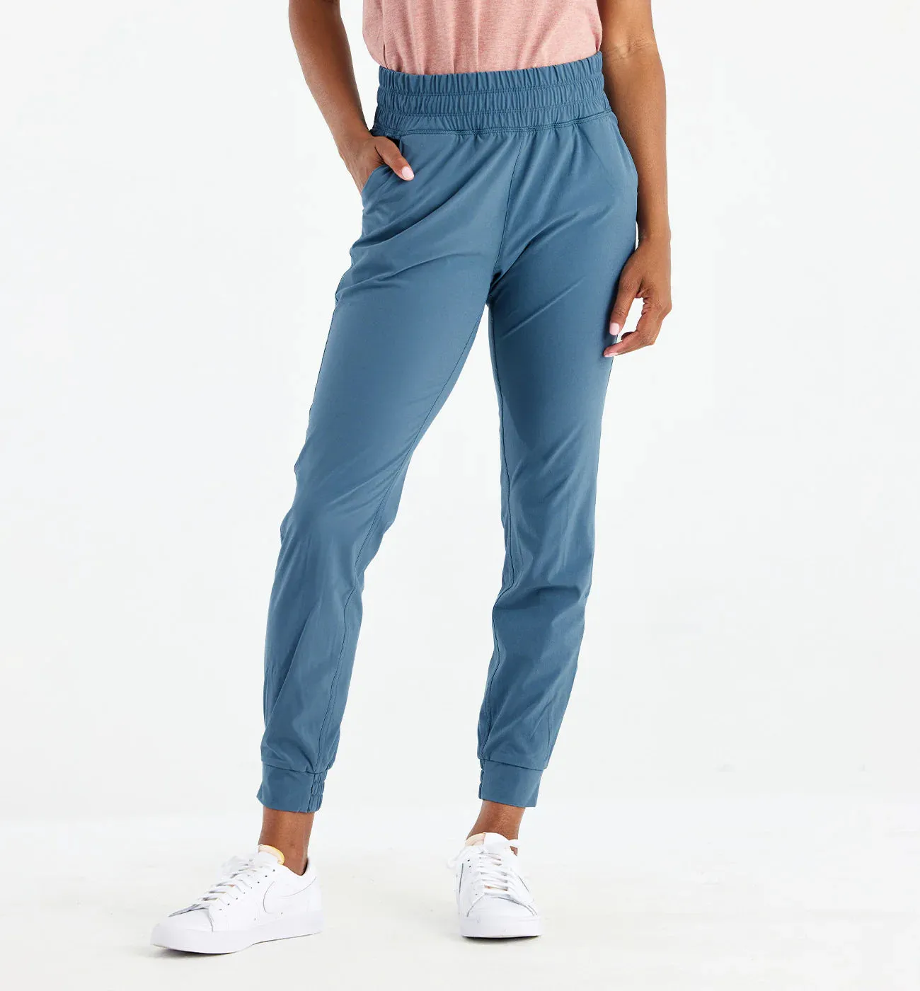 Women's Pull-On Breeze Jogger
