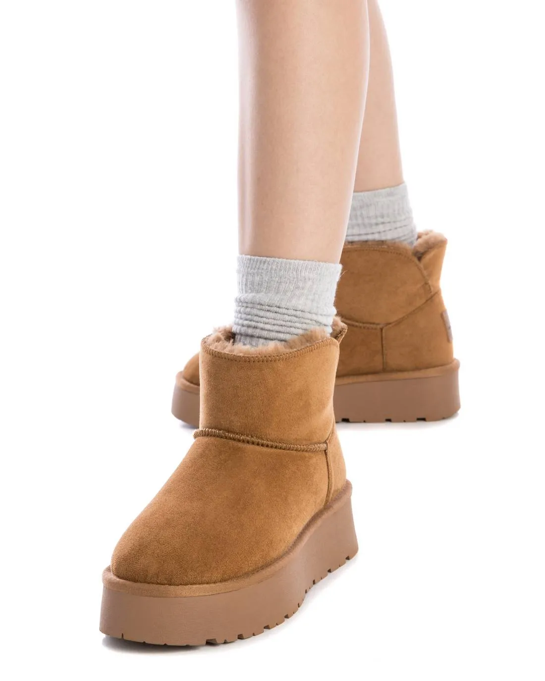 Women's Suede Winter Boots By XTI 142197