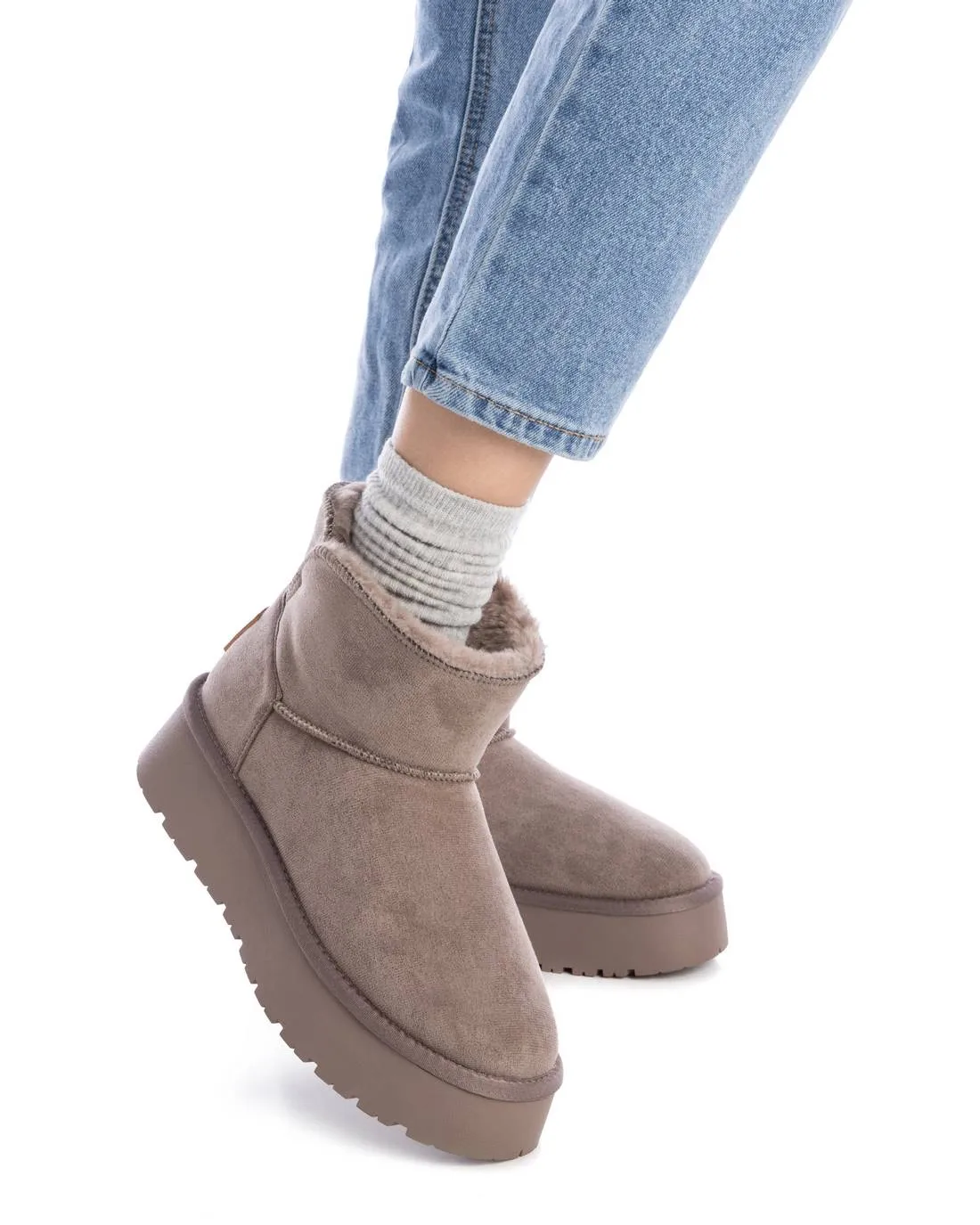 Women's Suede Winter Boots By XTI 142197